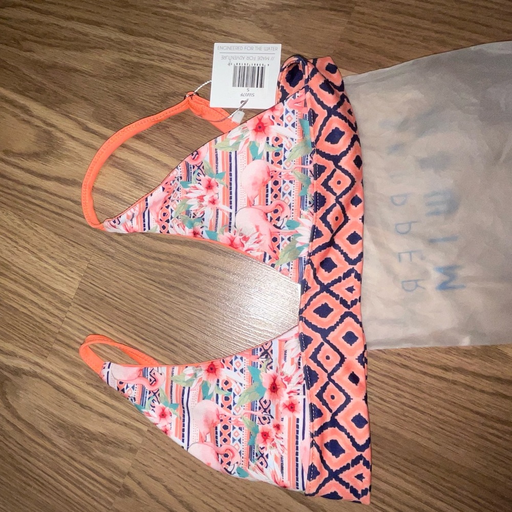 Reel Skipper Bikini top size small